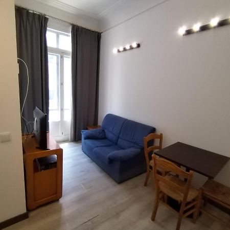 Apartamento Para 4 - Puerta Del Sol Madrid Luaran gambar